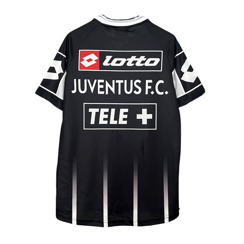 2000/01 Juventus Training Jersey