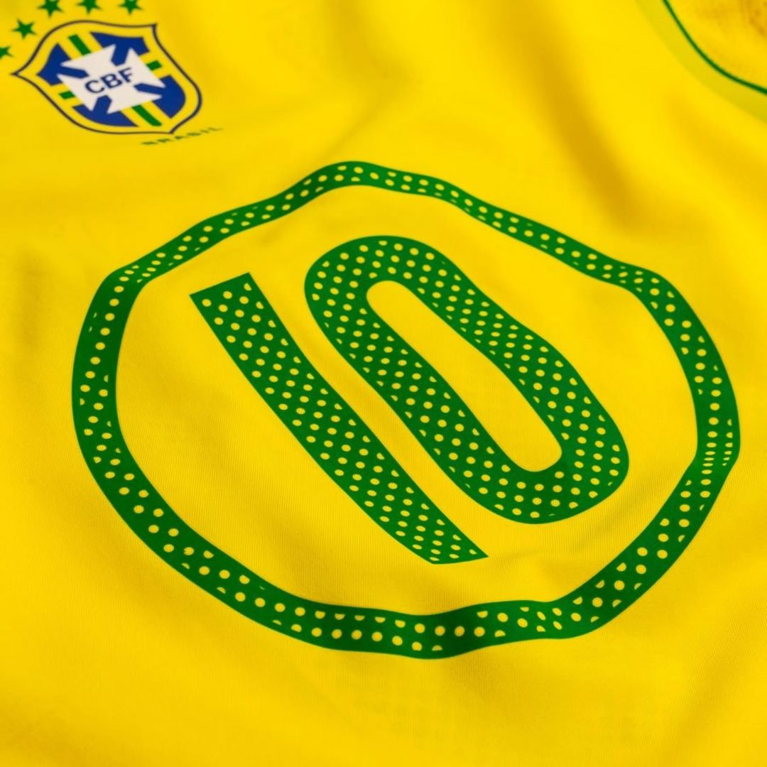 2004 BRAZIL HOME JERSEY – RONALDINHO 10