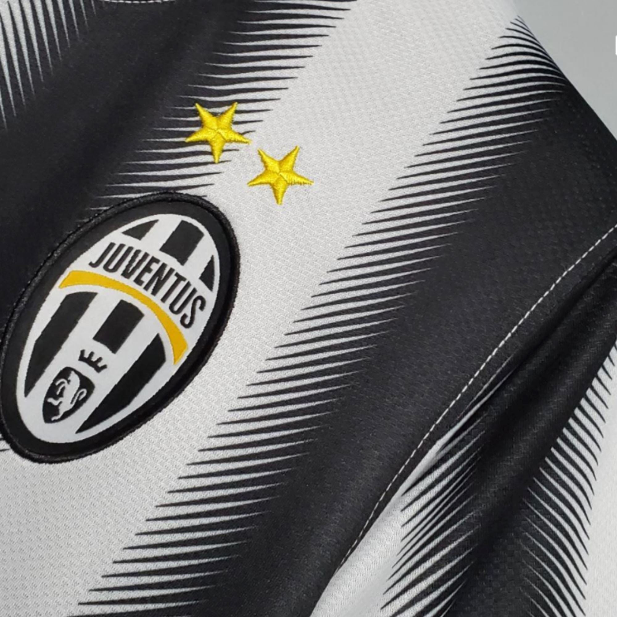 2011/12 Juventus Home Jersey