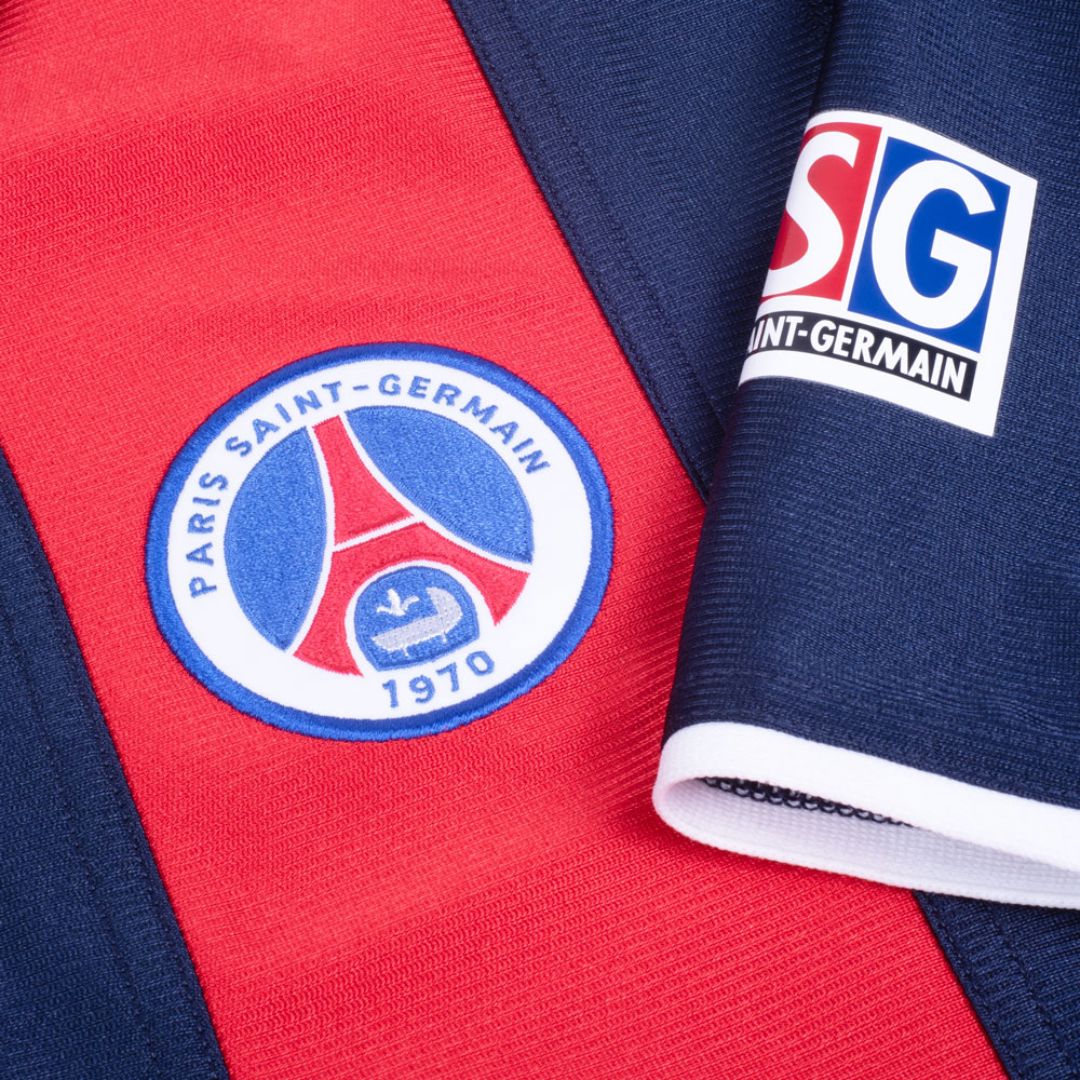 PSG 2001/02 Home Jersey – RONALDINHO #21